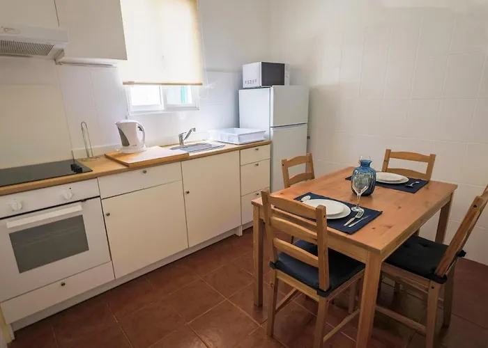 Sandybeachapartment דירה *